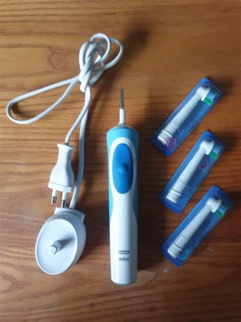 ORAL B VITALITY PLUS Cross Action Electric Toothbrush Blue 4 99