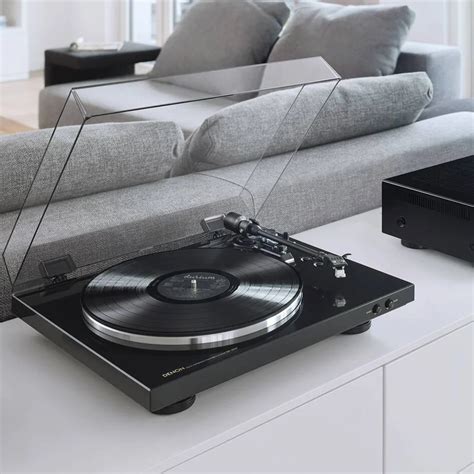 Denon DP-300F - AudioGuru.in