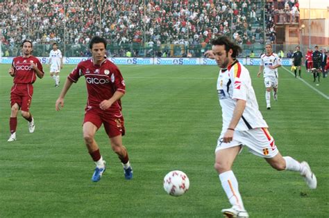 Reggina Messina La Storia Aprile Al Granillo In