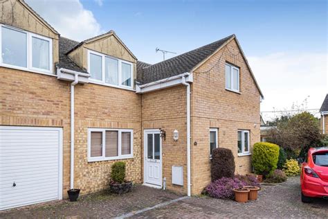 Shillbrook Avenue Carterton Oxfordshire Ox18 4 Bed Semi Detached