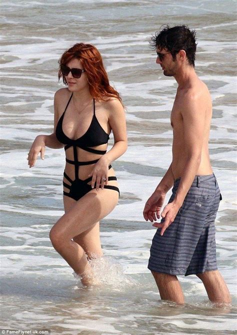 Elena Satine Nipple Slip 13 Photos TheFappening