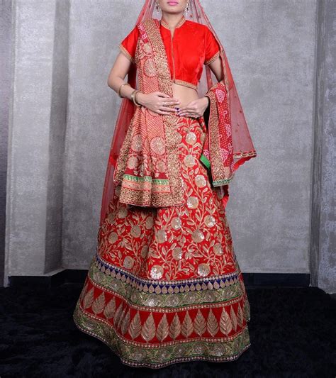 Red Velvet Zari Embroidered Lehenga Set Lehenga Zari Dresses