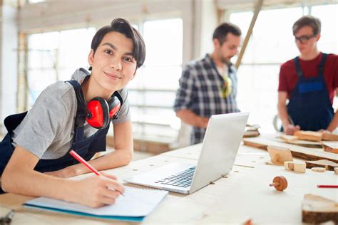 A importância dos cursos técnicos na formação de profissionais