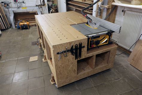 How I Made My New Mobile Workbench With Built In Dewalt Table Saw