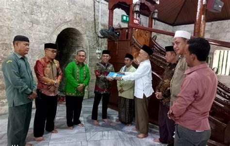 Masjid Jami Tua Palopo Salurkan Bantuan Kemanusiaan Untuk Palestina