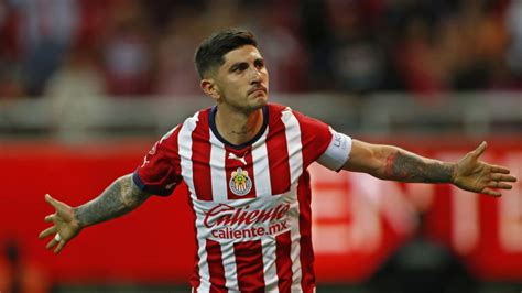 Víctor Guzmán Habló Sobre Los Detractores De Chivas A Inicios De Torneo