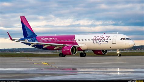 Ha Lzm Wizz Air Airbus A Nx At Katowice Pyrzowice Photo Id