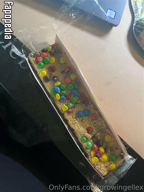 Growingellex Nude OnlyFans Leaks Photo 884116 Fapopedia