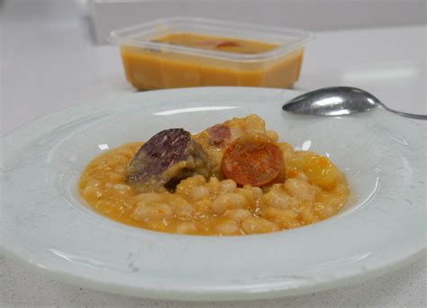 Alubias blancas con morcilla Gastronomía Vasca Escuela de Hostelería