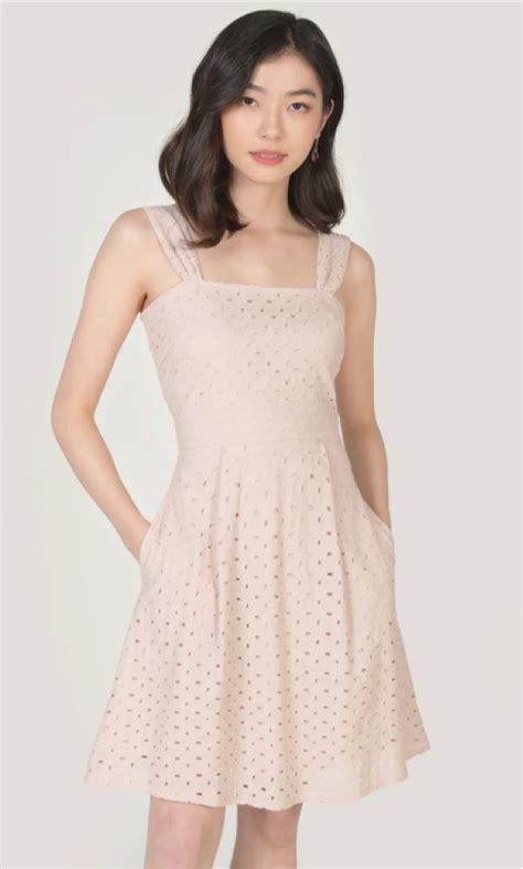 HVV Edith Eyelet Dress In Nude Pink Women S Fashion Dresses Sets Dresses On Carousell