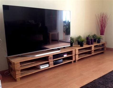 21 DIY TV Stand Ideas for Your Weekend Home Project Móveis de