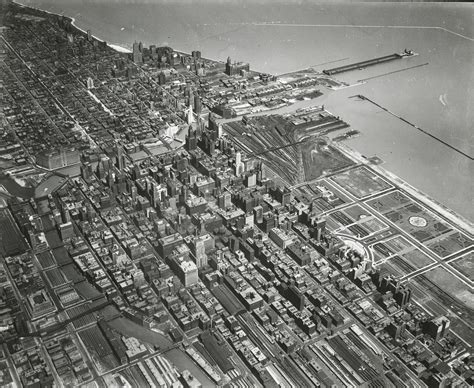 Original 8 X 10 Aerial Photographic Print Of Downtown Chicago Dated