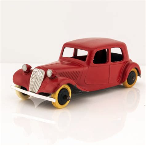 French Dinky Toys 24N Citroen Traction Avant 11 BL Excellent Repainted