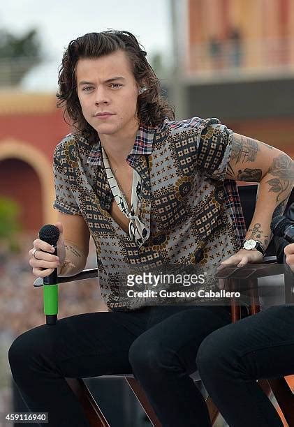 493 One Direction Celebrate The Release Of Album Four On Nbc Today Show