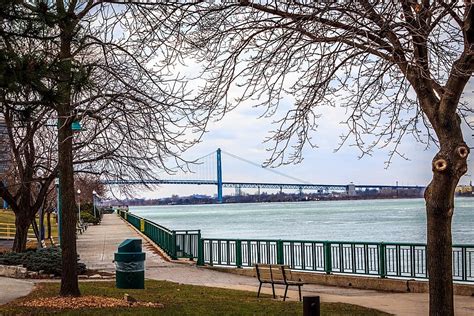 8 Ambassador Bridge Photos Pictures And Background Images For Free