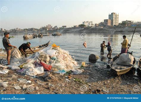 Buriganga Pollution Editorial Stock Image Image Of Plastics