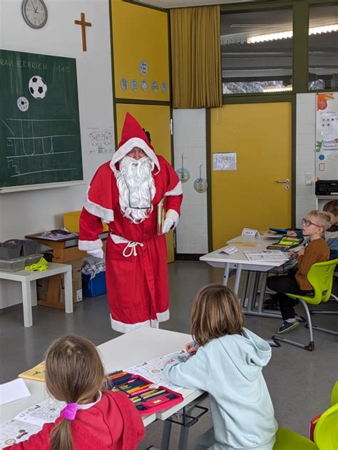 Besuch Vom Nikolaus Grundschule Markt Indersdorf