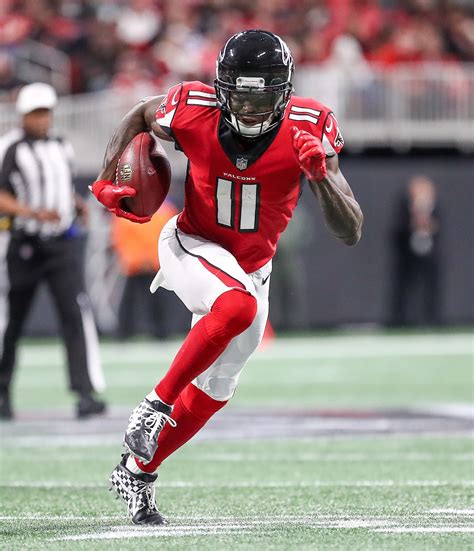 Falcons keep Jones with generous new deal, Brown joins Patriots - CGTN