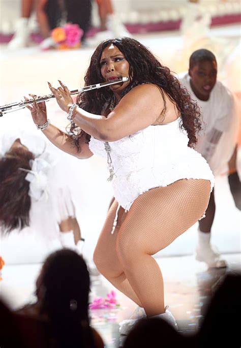 Lizzo Performance at the 2019 BET Awards Video | POPSUGAR Entertainment ...