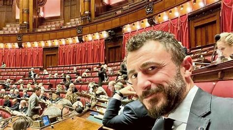 Caso Pozzolo Due Testimoni Inchiodano Il Deputato Di Fdi Ha Sparato