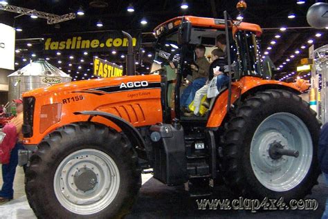 Tractors - Farm Machinery: AGCO Tractor