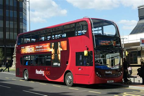 218 Sn11bvz Reading Buses Reading Railway Stn 14th Septem Flickr