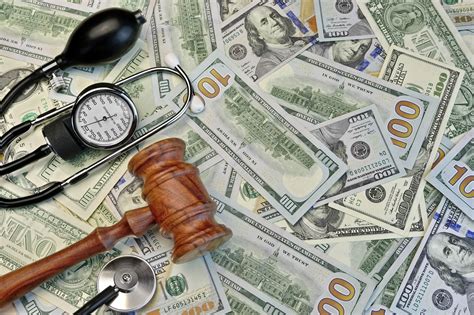 How Are Medical Malpractice Settlements Negotiated? | Perna & Abracht