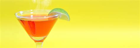 Top 10 Easy Hot Tea Cocktails To Stay Warm This Winter