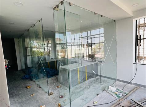 Transparent Toughened Frameless Glass Partition At Best Price In Bengaluru