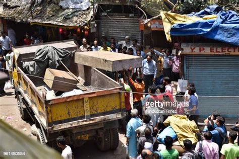 Anti Encroachment Drive By Delhi Municipal Bodies Photos And Premium