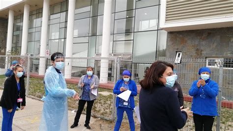 FOTOS Trabajadores de la Salud se adhieren a huelga de brazos caídos