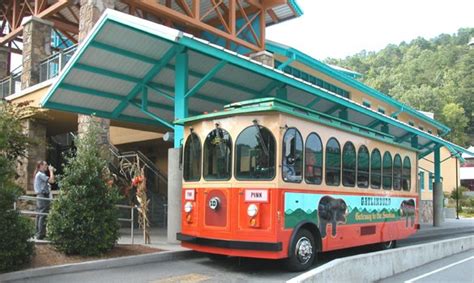 Gatlinburg Trolley Things To Do In Gatlinburg