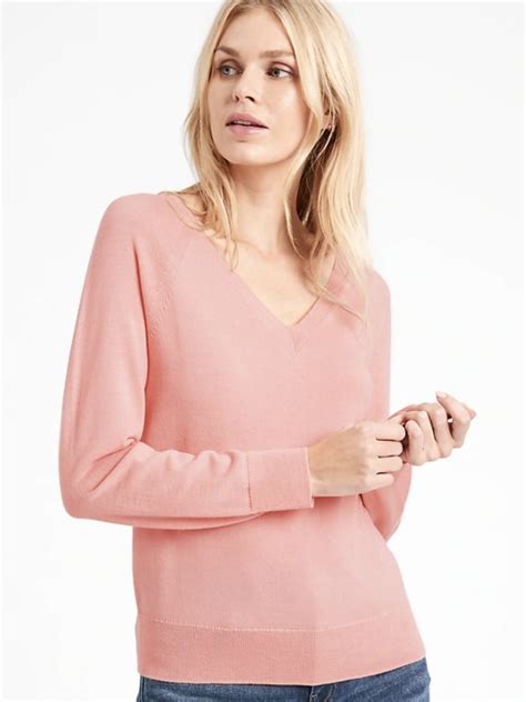 Banana Republic Seamless Merino V Neck Sweater Sweaters For When Your