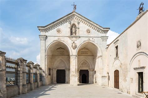 Linea Sacra Di San Michele Viaggio Sulle Orme Dell Arcangelo Moveo