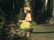 Naked Agnieszka Wosińska in Futro