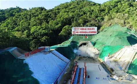 First In The World Undersea Km H Train Tunnel In Guangdong