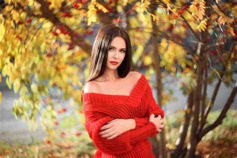 2048x1367 Model Lipstick Brunette Woman Girl Depth Of Field