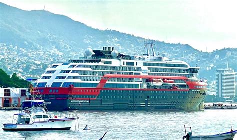 Arriba A Acapulco El Primero Crucero De La Temporada Con