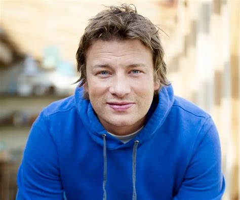 Jamie Oliver Chefs Career Childhood Jamie Oliver Biography