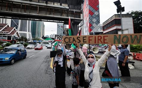 Solidariti Palestin Hujan Panas Tak Lunturkan Semangat Peserta Piket