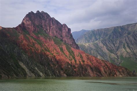 Mountain Landscape Allong The River Ma Chu Tibet 2012 Flickr