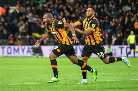 Óscar Estupiñán rompe la racha negativa de Hull City Revista La Liga