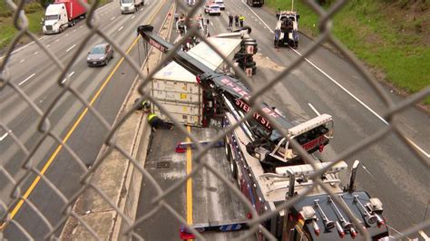 I 95 Reopens After Tractor Trailer Rollover In Pawtucket