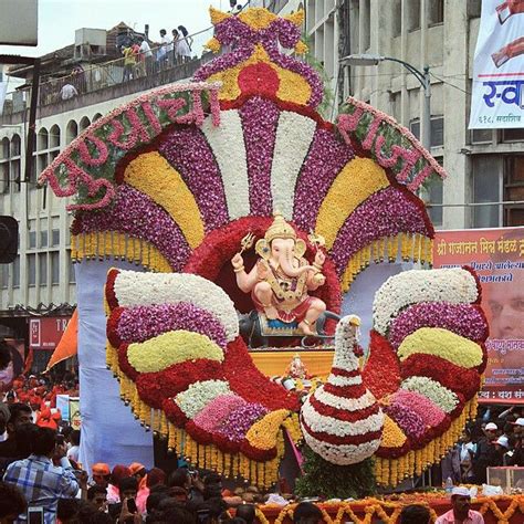 Top Famous Ganpati In Pune Must Visit Ganpati Pandals Off