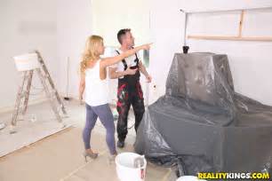 Adorable Blonde Fucked A Handsome Construction Worker Photos Nikki Thorne Choky Ice MILF Fox