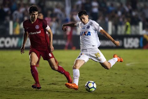 TE Santos Perde Contra O Internacional Na Vila Belmiro Pelo