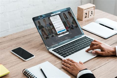 7 powerful viral LinkedIn templates for your posts - BRAND MINDS