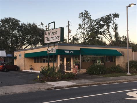 Pharmacy guide explains how Gainesville Walgreens pharmacy refills work 11