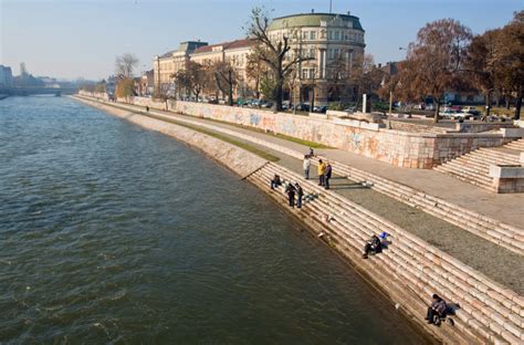 Ivela U Bezbroj Zemalja Pa Se Preselila U Srbiju I Jedna Stvar Joj Je