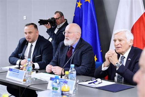 Śląsk Frans Timmermans miliardy euro na transformację i wizyta w